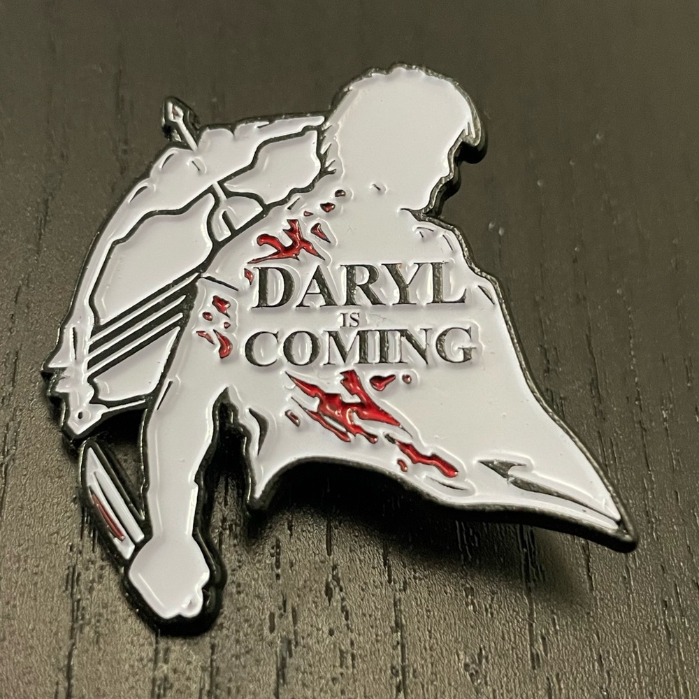 The Walking Dead: Daryl is Coming Pin